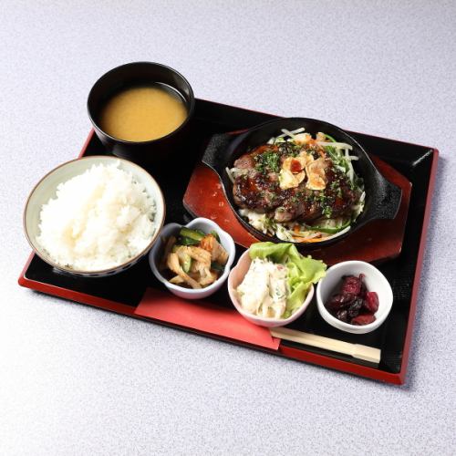 【豪華ランチなら！】ガーリックステーキ定食