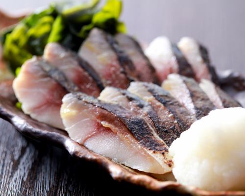 土佐醋磨碎的鯖魚烤