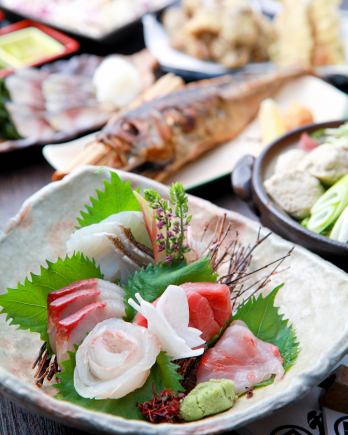 [For parties! Reasonably priced] Popular 5,500 yen course [70 kinds of endless drinks included]