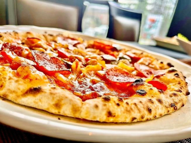 Equipped with a full-fledged pizza oven! You can also enjoy freshly baked pizza♪
