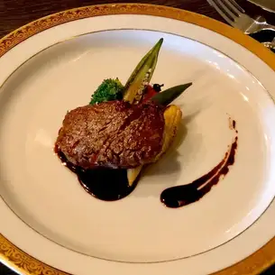 和牛ヒレ肉のステーキ