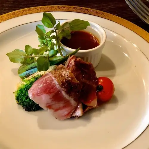 和牛ロース肉のタリアータ