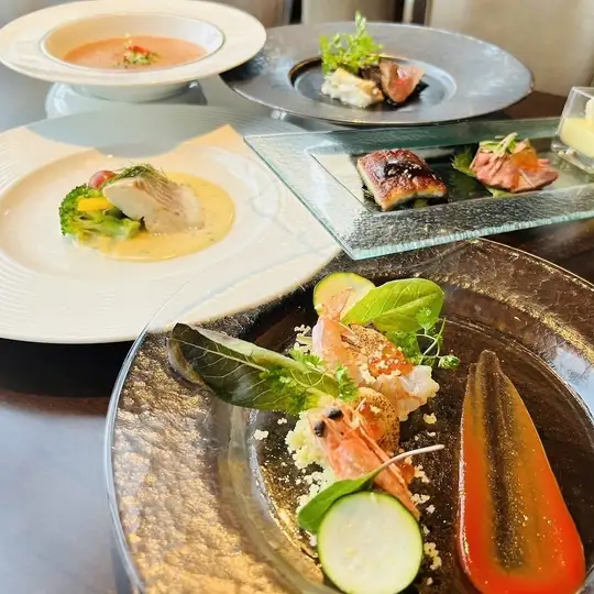 【初夏のディナーコース】博多和牛もも肉のステーキ等2H飲放付全6皿★クーポン利用で税込7150円
