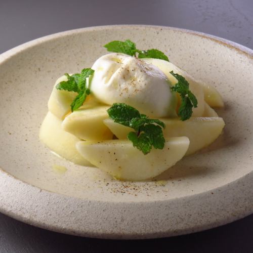 厳選素材の饗宴!季節のブッラータ