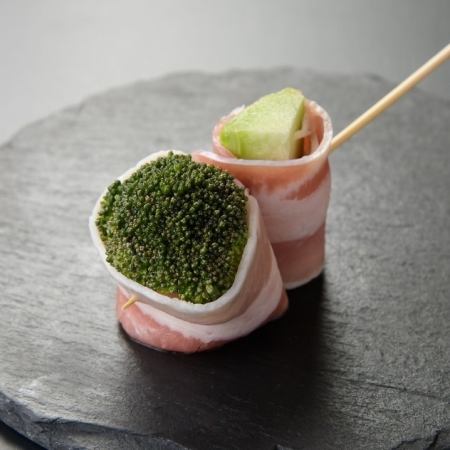 Meat-wrapped broccoli