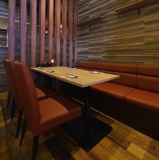 We have table seats for 6 people.You can enjoy your meal in a calm atmosphere.It is also ideal for girls' associations.