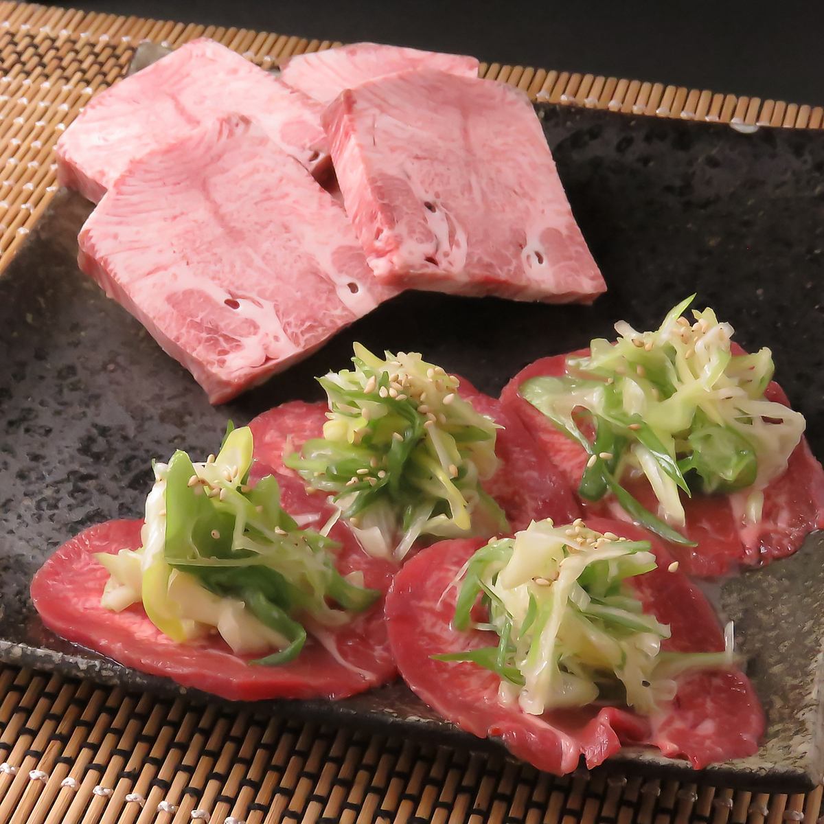 厳選されたお肉をご提供いたします。心ゆくまでご堪能ください。