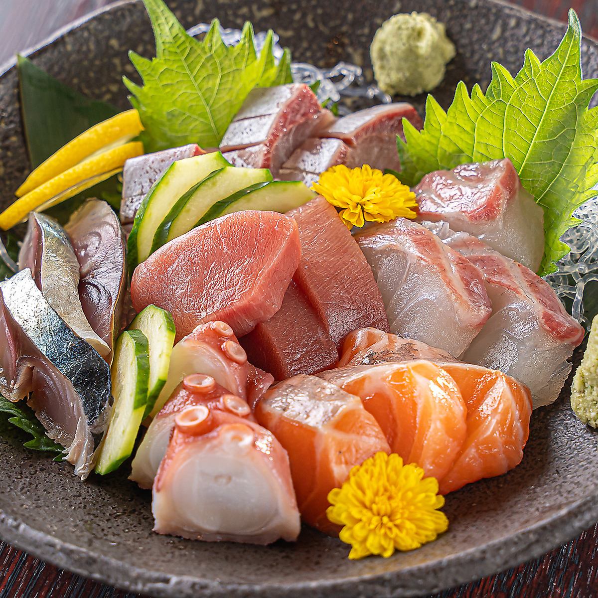 自慢の鮮魚が盛りだくさん！目利きのプロが選んだ旬の魚をぜひ