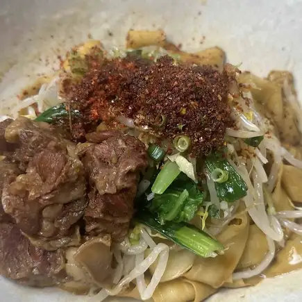 【定食セット17時まで】 油溌麺套餐