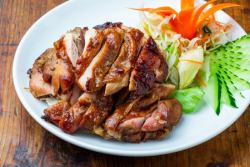 Gai yang (barbecued chicken thighs)