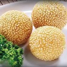 Sesame dumplings