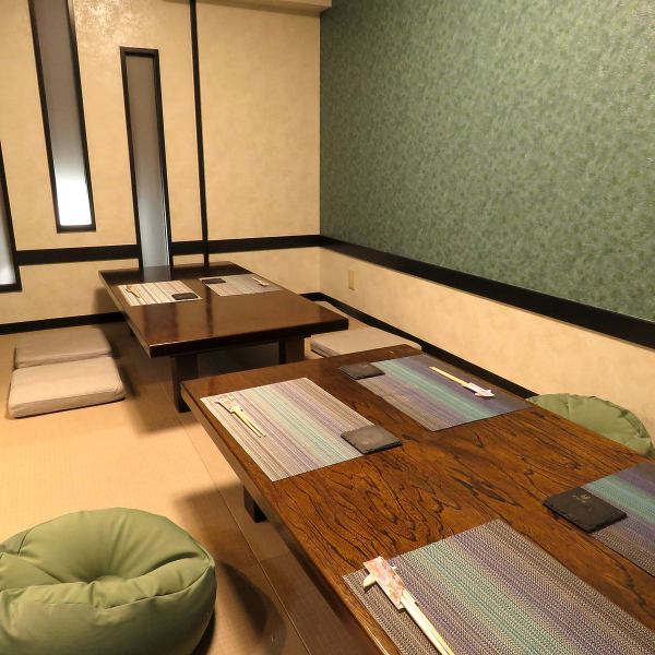 We have a tatami room and a counter.There is a tatami room that is safe for small children with families.In addition, even one person can feel free to use the counter seats.
