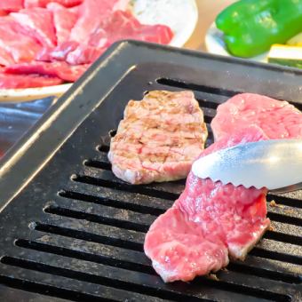 焼肉を存分に楽しめる♪　計12品4,000円(税込)コース