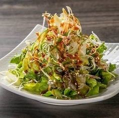 韓式豆腐沙拉/凱薩沙拉佐脆培根和溏心蛋