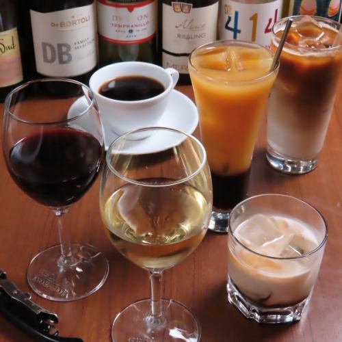 カフェラテやアルコールもご用意してます。