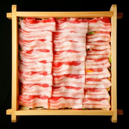 【마츠자카 쇠고기 · 검은 털 일본소】 사용! 엄선한 고기 요리를 꼭!