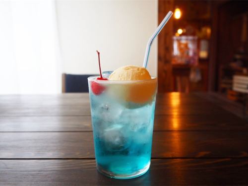 クリームソーダ