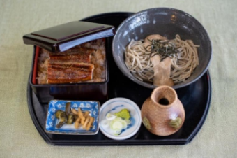 うな丼ととろろ