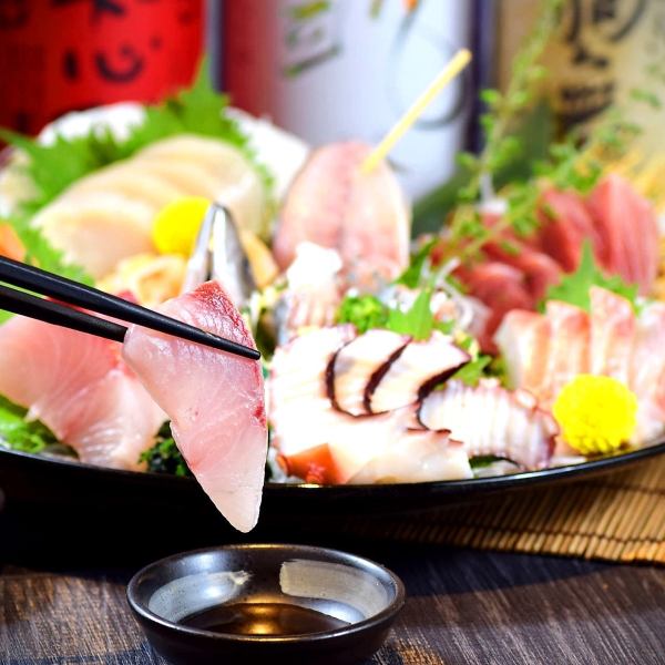 全ての宴会コースが飲み放題付き3,000円～！当店名物を堪能できる絶品宴会コースプラン有り◎