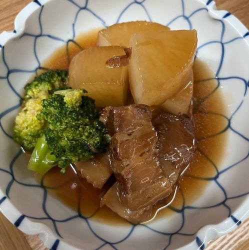 豚の角煮と大根の煮物