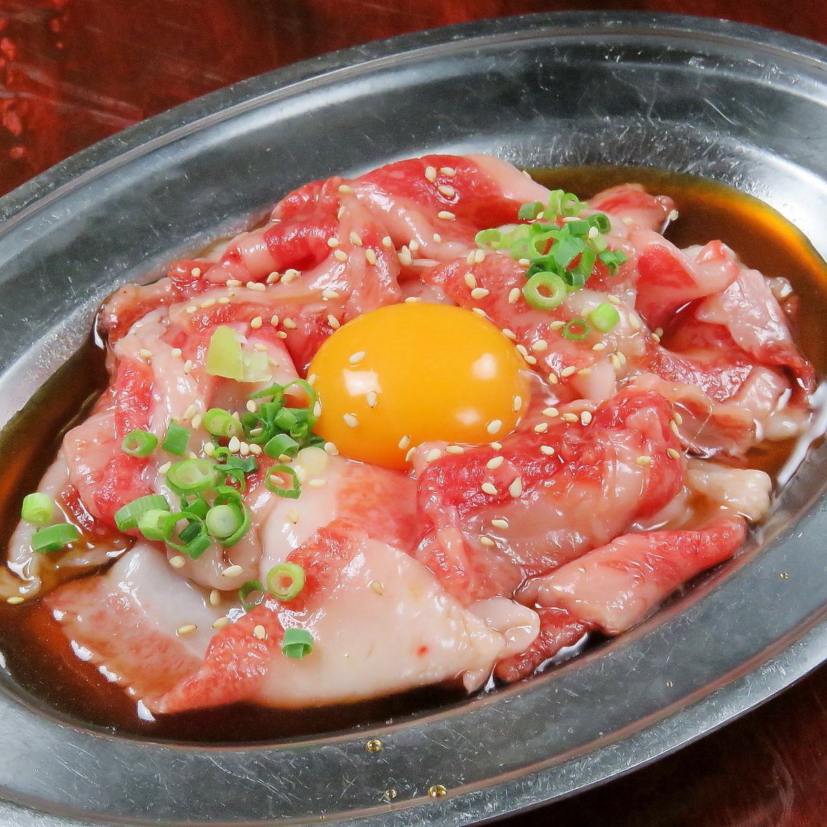 Popular yakiniku in a retro space! Hideaway that you want to keep to yourself.