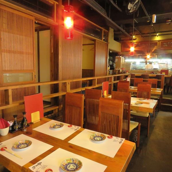 挑剔的餐桌让您感受到一盘菜的温暖，进一步增强了Kaneichi的特色菜和清酒。