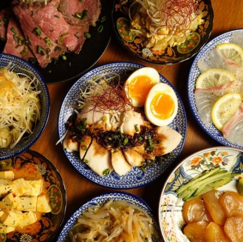 不只是点心！我们提供50多种开胃菜♪