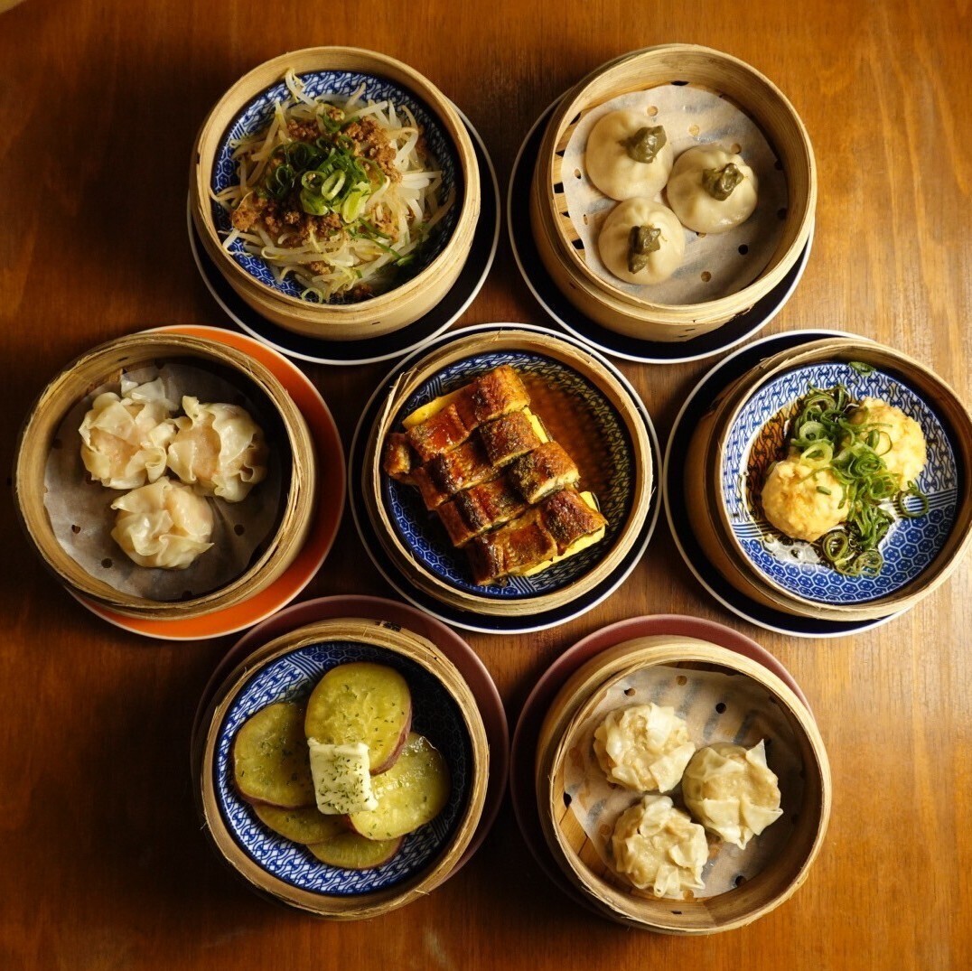 烏丸駅徒歩8分♪小籠包手包み体験ができるお店！点心とアテで最高の乾杯！団体様歓迎