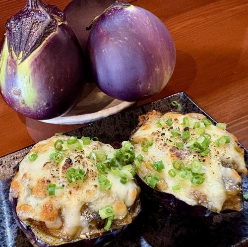 鳥飼茄子とネギ味噌チーズのオーブン焼き