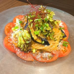 Cold pasta with Osaka eggplant and tomato mapo sauce