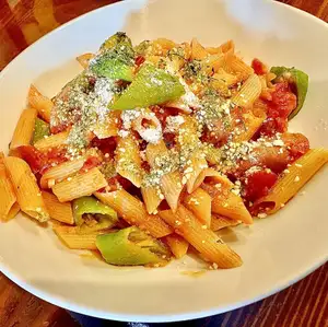 Spicy tomato penne with sausage and Manganji peppers