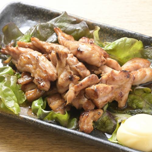 新鮮な自慢の国産若鶏料理
