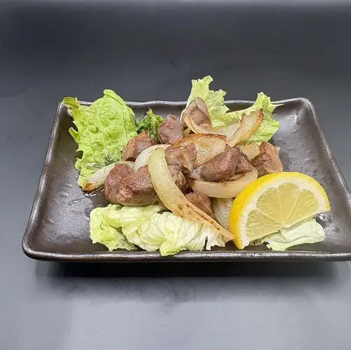Chicken gizzard stir-fry with salt and pepper