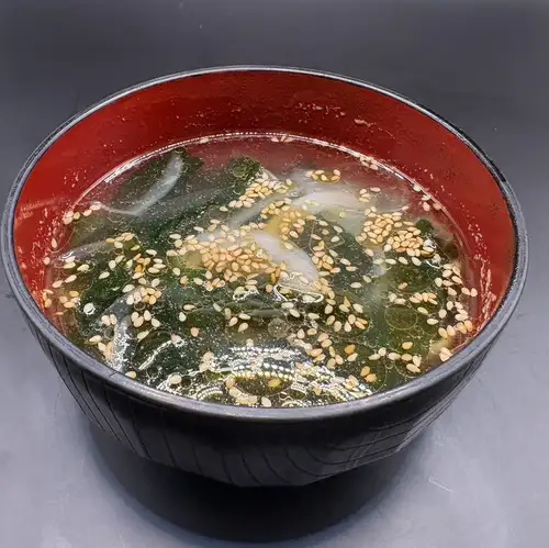 Wakame soup