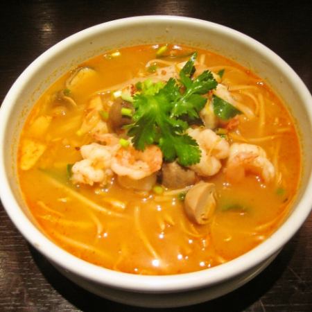 Coutio Tom Yam (Thai style soba noodles / Tom Yam soup)