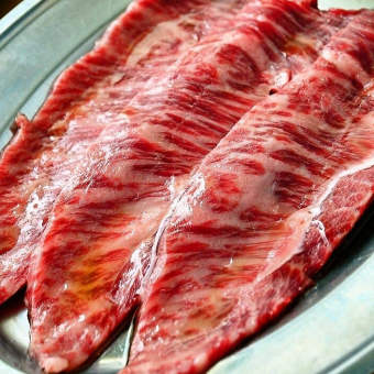 バラエティ豊かなコース!極上サーロインすき焼きも付いて11品4500円(税込)