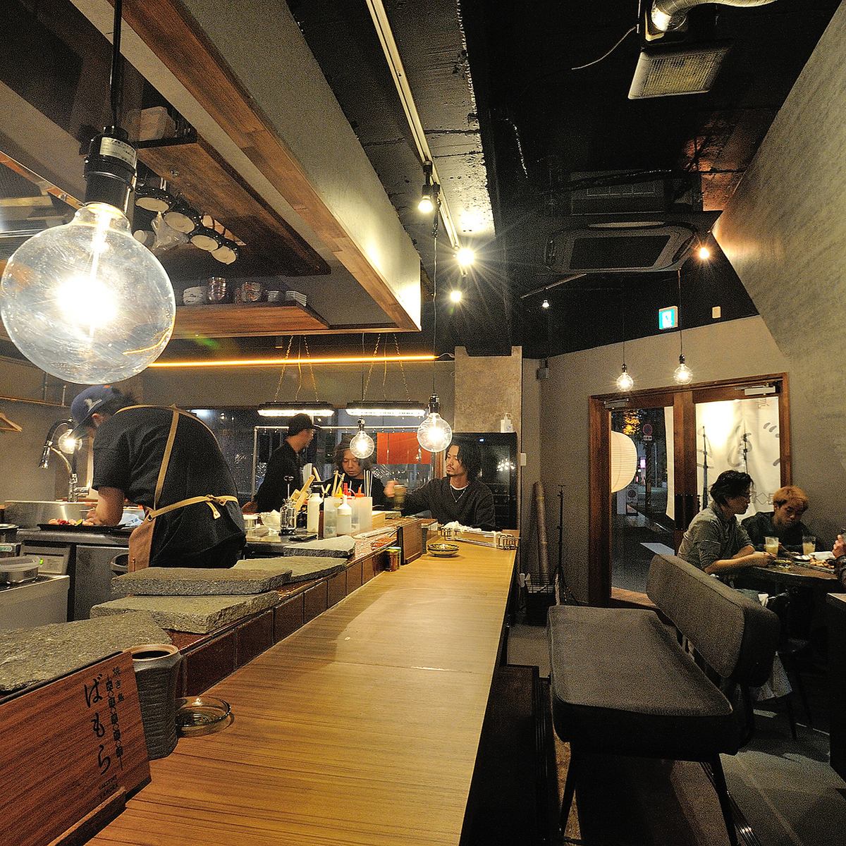 The casual, grown-up atmosphere makes this a great place for dates or girls' nights out.