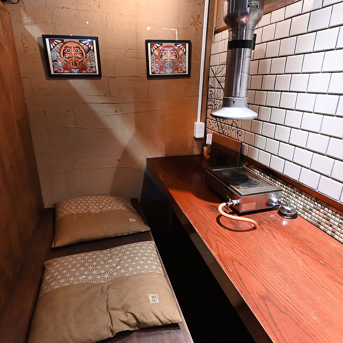 カップルに人気な二名様個室をご用意しております◎