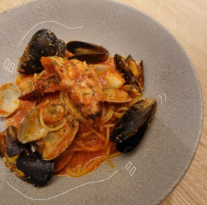 魚介たっぷりのペスカトーレ