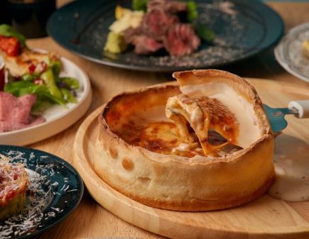 ★【3H飲放題×全8品】シカゴピザと牛赤身ステーキを味わうプレミアムコース⇒5000円(税込)