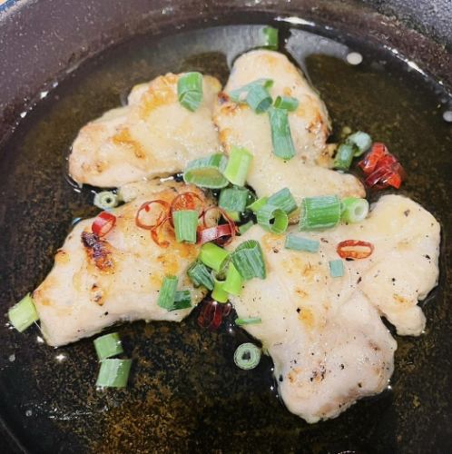 [新品！] 鸡肉袖子 Ajillo