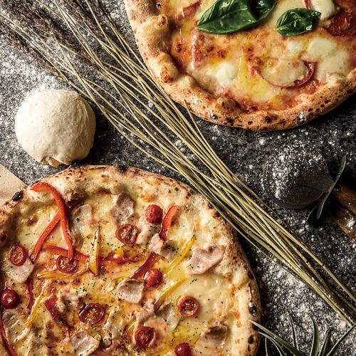 Tongariano is an izakaya bar serving authentic pizza! There are more than 12 types of rich pizzas that are particular about how the cheese is baked.