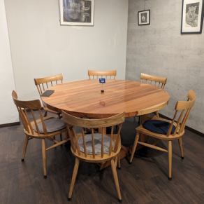 Table (up to 6 people)