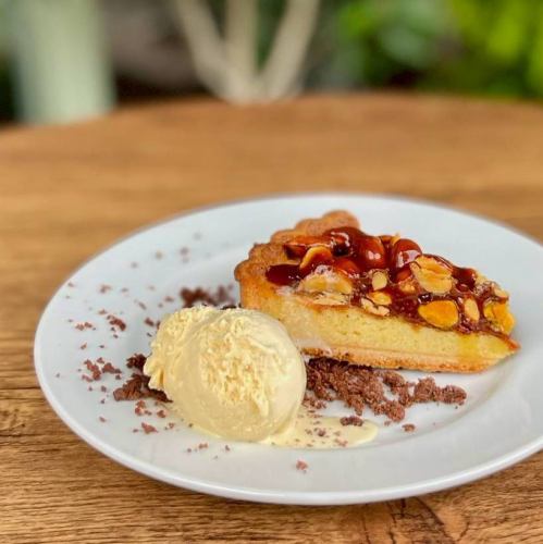 Caramel Nut Tart