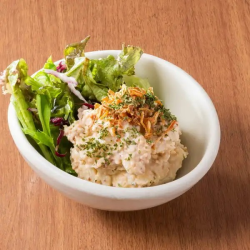 自家製ポテトサラダ