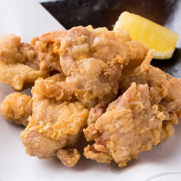 ≪どれを注文してもハズレなし！≫【"不動"の名物メニューはいかが？】　鶏塩からあげ　528円(税込)