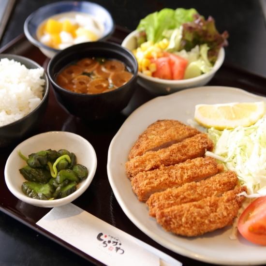 [Great value lunch starts from 750 yen] Full of volume! Satisfying lunch!