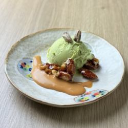 ピスタチオアイス ～ナッツキャラメリゼ～