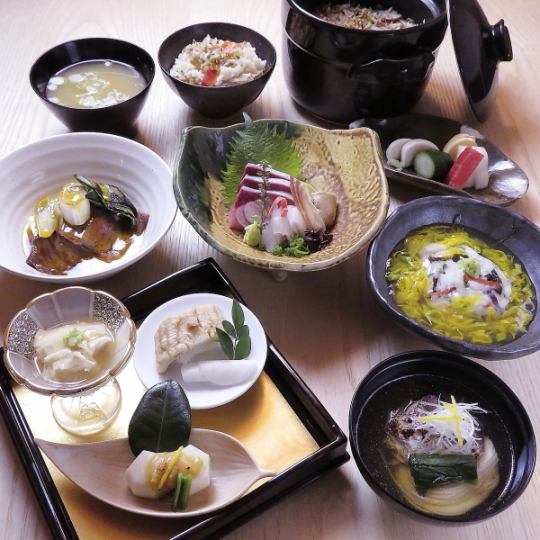 "Seasonal course" (7 dishes, 6,000 yen) where you can enjoy seasonal ingredients