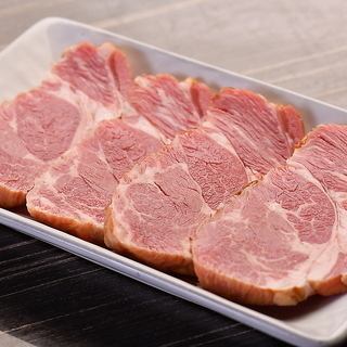 他にはないラムハム含む生ラムジンギスカンをご賞味ください♪